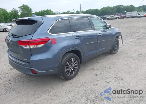 2018 Toyota Highlander Xle из США, поврежденный, VIN 5TDJZRFHXJS879100